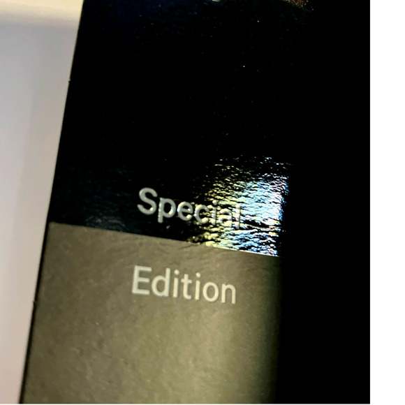 Lululemon -SPECIAL EDITION-Wunder Train HR Tight Foil 25” - Size 4 NWT - Picture 7 of 8